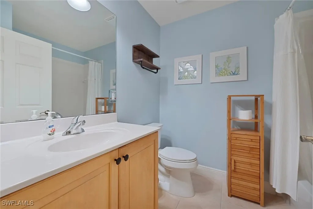 1128 Manor Lake Drive Naples FL 34110