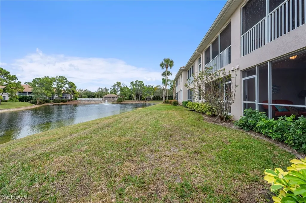 1128 Manor Lake Drive Naples FL 34110