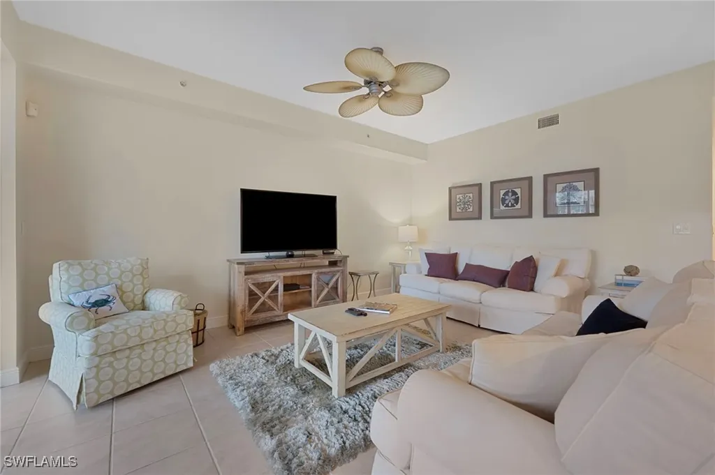 1128 Manor Lake Drive Naples FL 34110