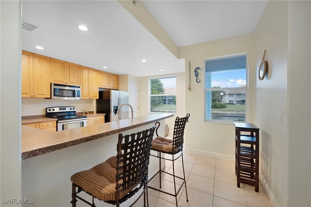 1128 Manor Lake Drive Naples FL 34110