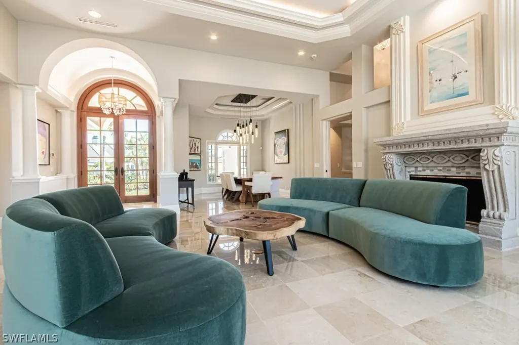 4277 Brynwood Drive Naples FL 34119