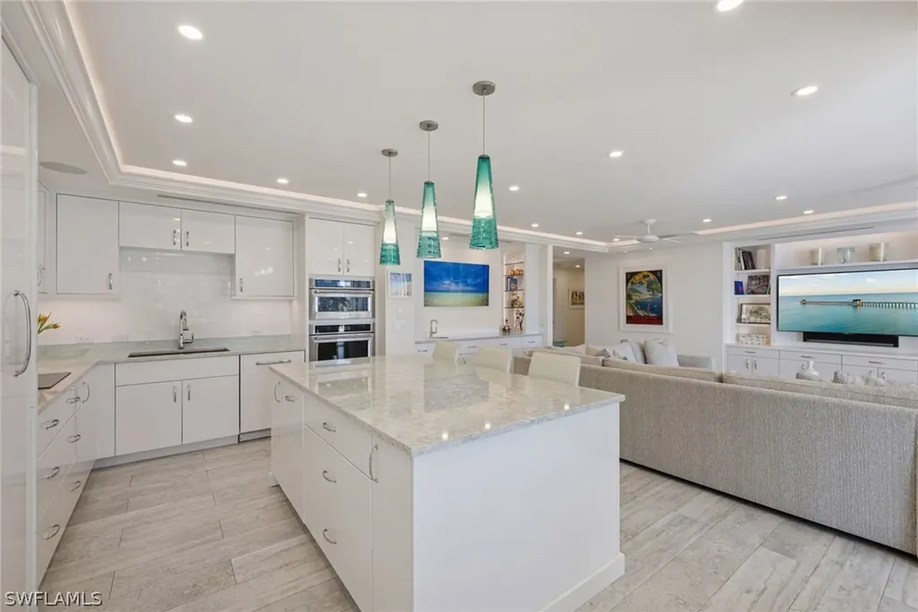 4051 Gulf Shore Boulevard N Naples FL 34103