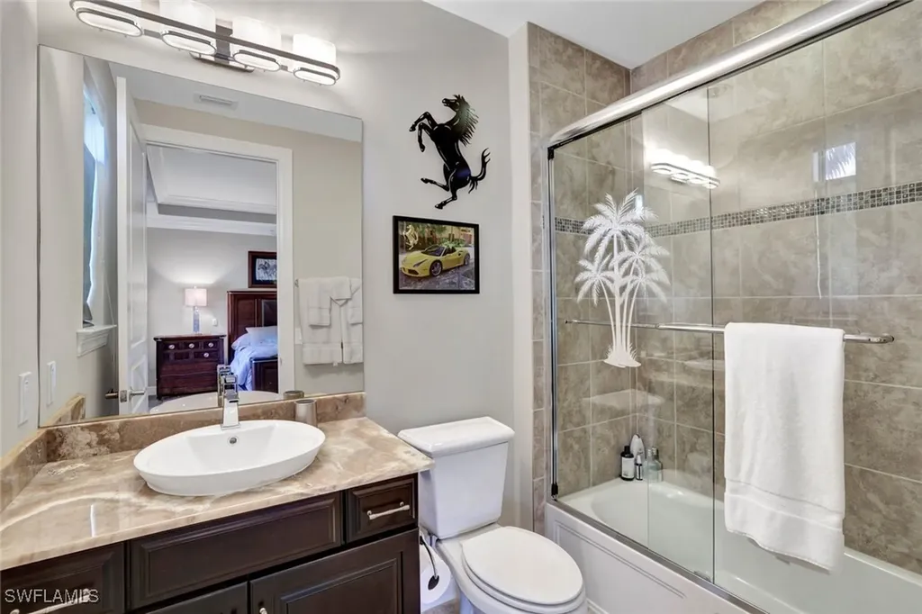 2772 Tiburon Boulevard E Naples FL 34109