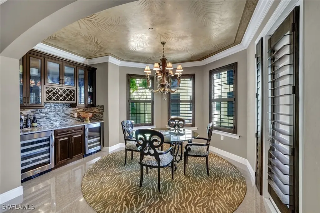 2772 Tiburon Boulevard E Naples FL 34109