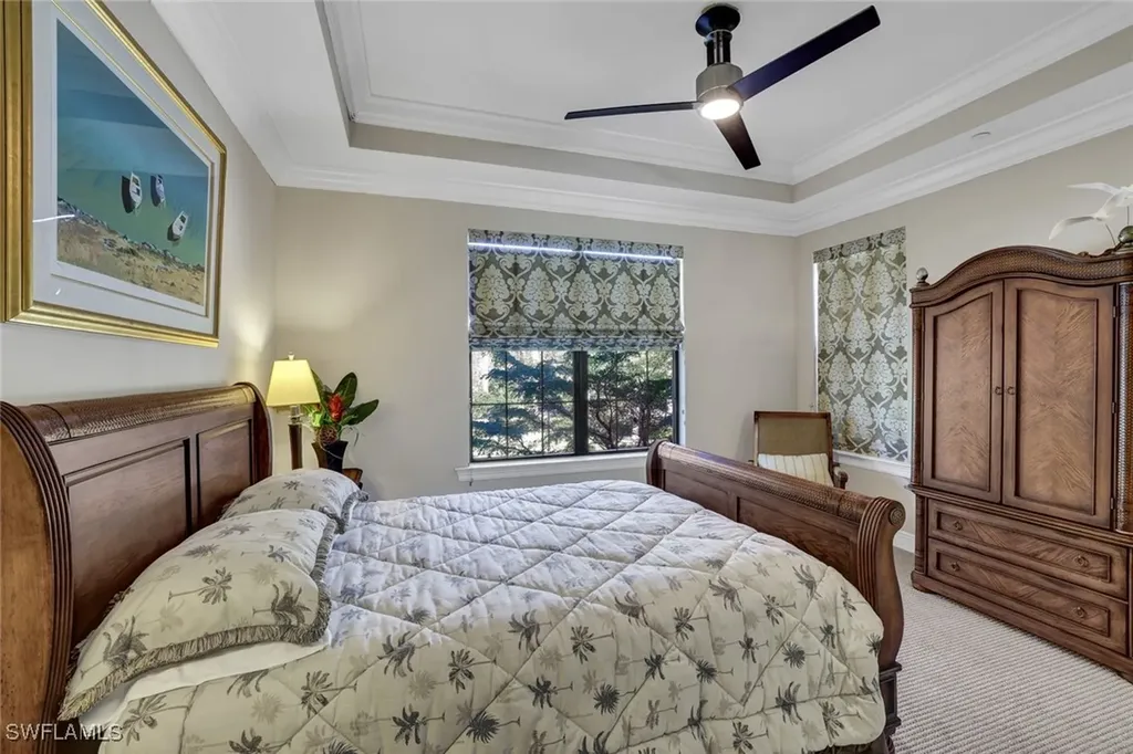 2772 Tiburon Boulevard E Naples FL 34109