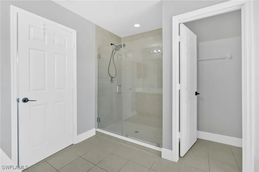 2822 Inlet Cove Lane W Naples FL 34120