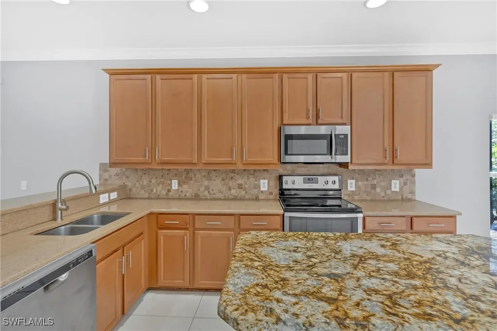 2822 Inlet Cove Lane W Naples FL 34120