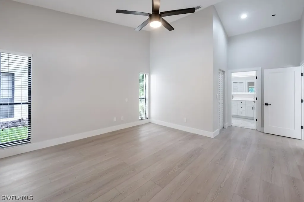 581 Country Walk Court Naples FL 34104