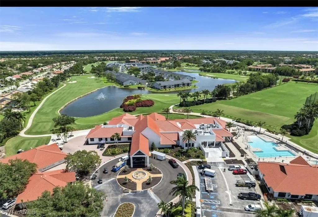 581 Country Walk Court Naples FL 34104