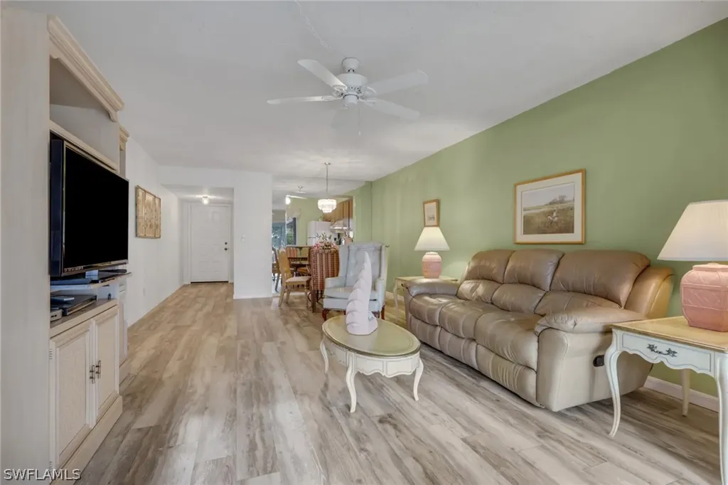1025 Foxfire Lane Naples FL 34104