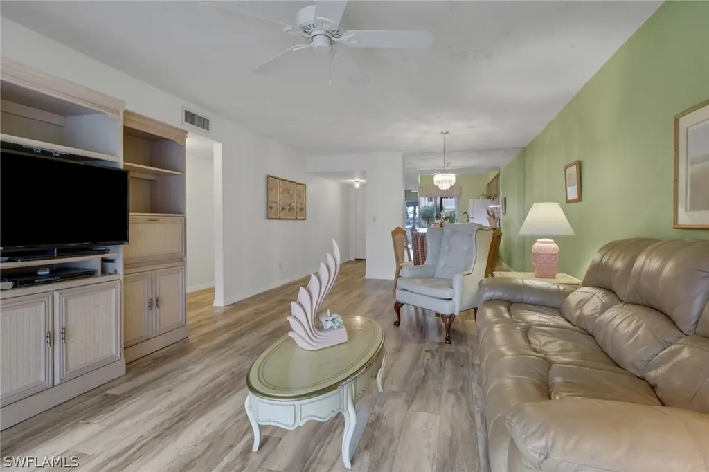 1025 Foxfire Lane Naples FL 34104