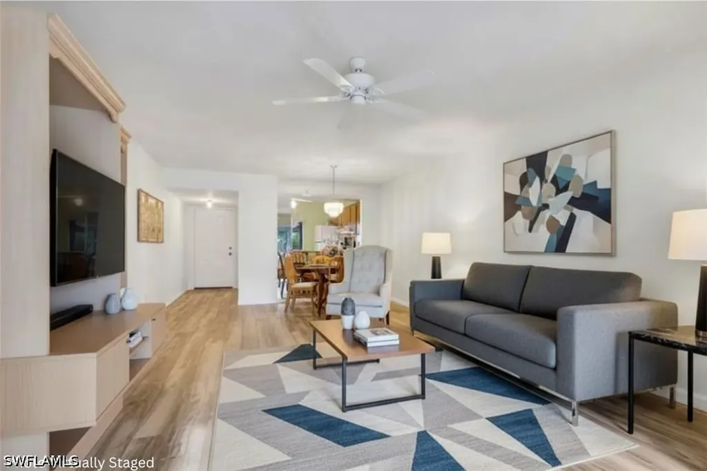 1025 Foxfire Lane Naples FL 34104