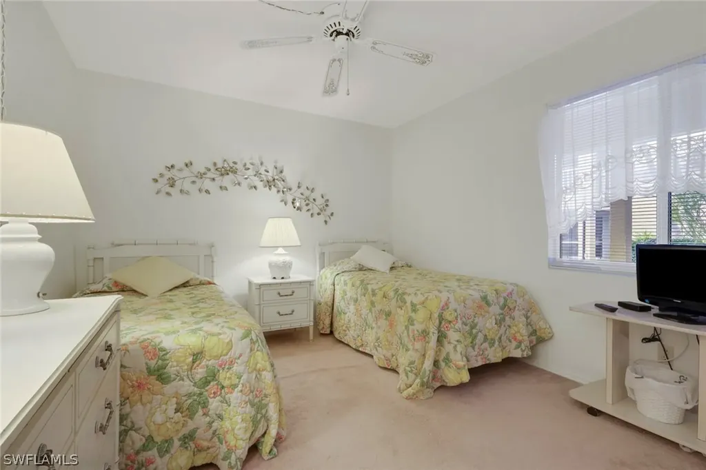 1025 Foxfire Lane Naples FL 34104