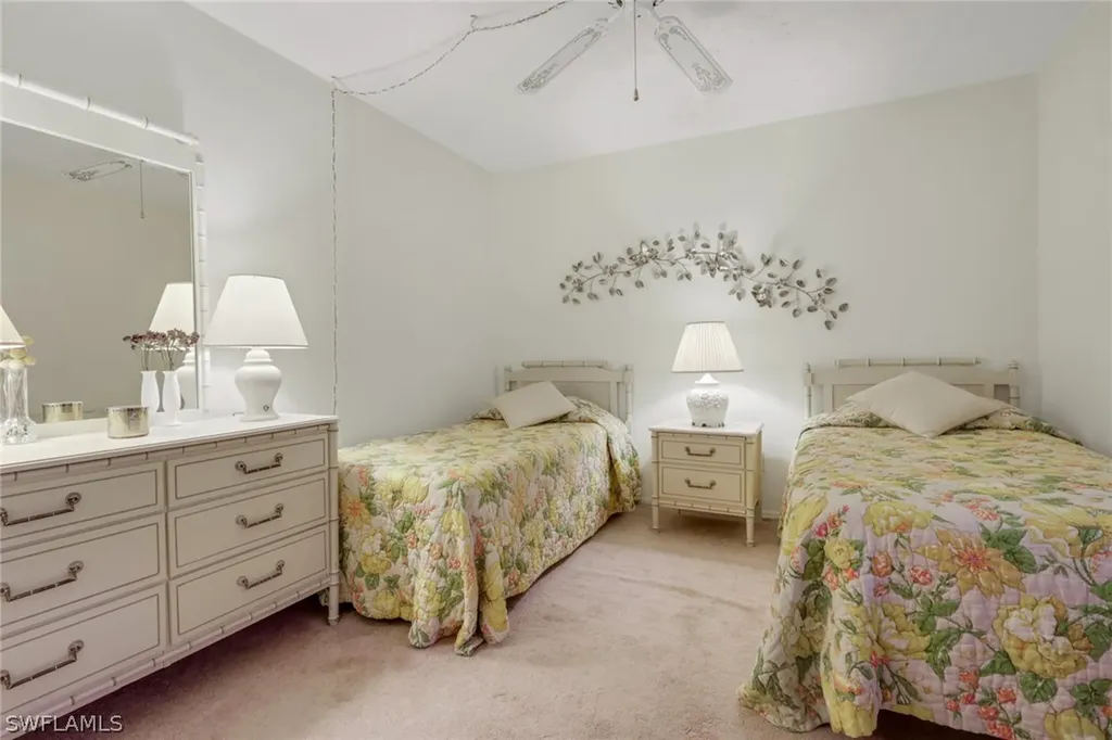 1025 Foxfire Lane Naples FL 34104