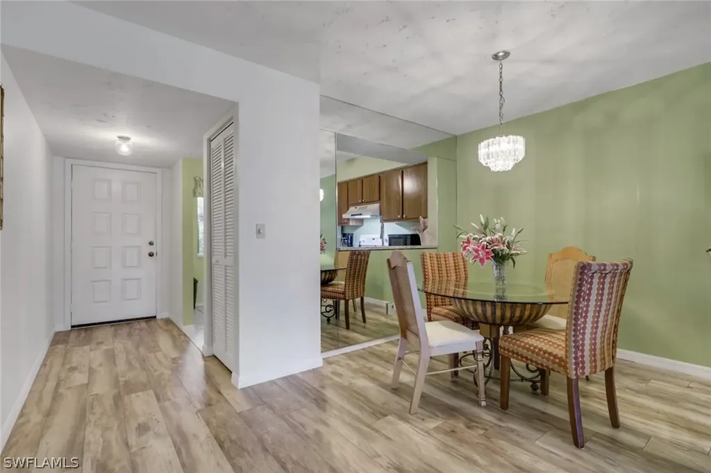 1025 Foxfire Lane Naples FL 34104