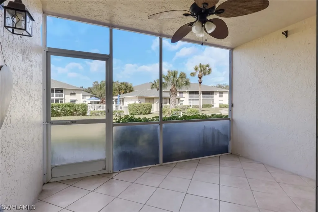 600 Squire Circle Naples FL 34104