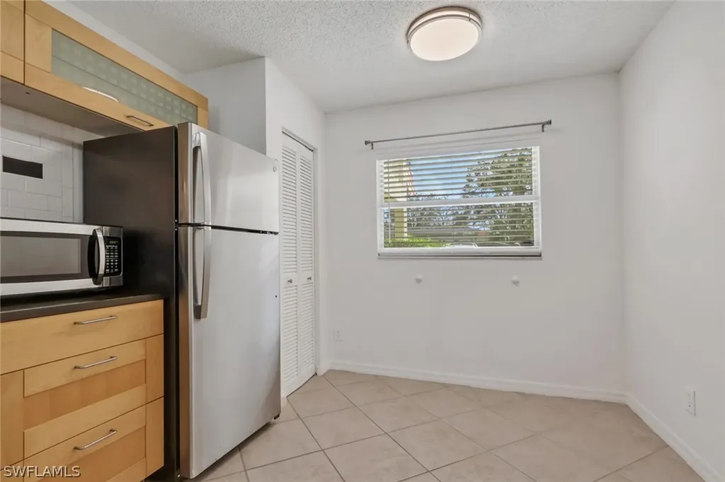 600 Squire Circle Naples FL 34104