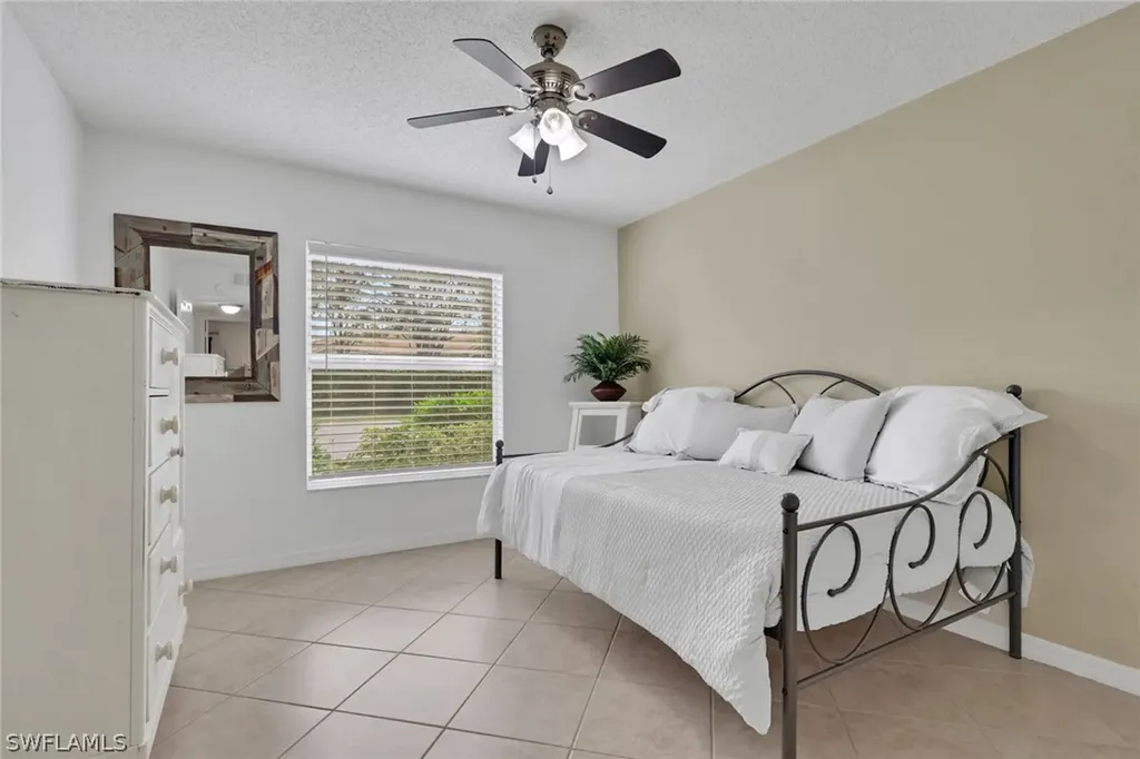 600 Squire Circle Naples FL 34104