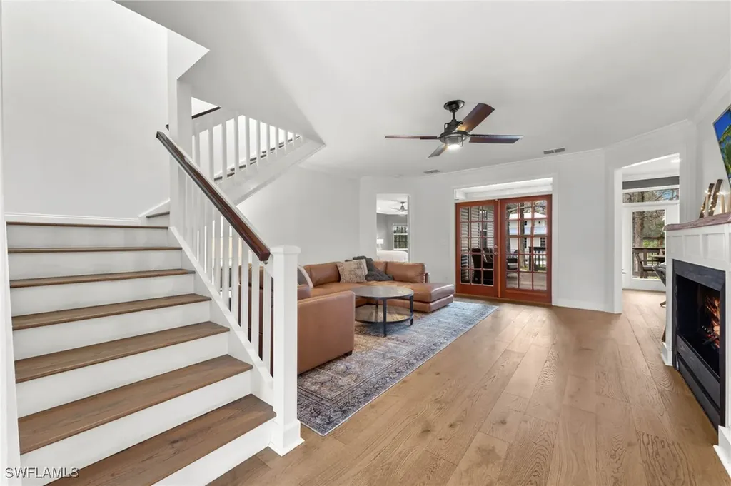 5271 Cherry Wood Drive Naples FL 34119