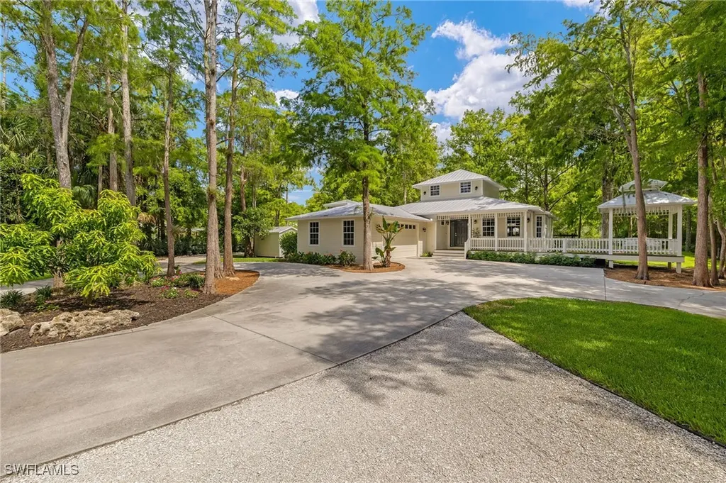 5271 Cherry Wood Drive Naples FL 34119