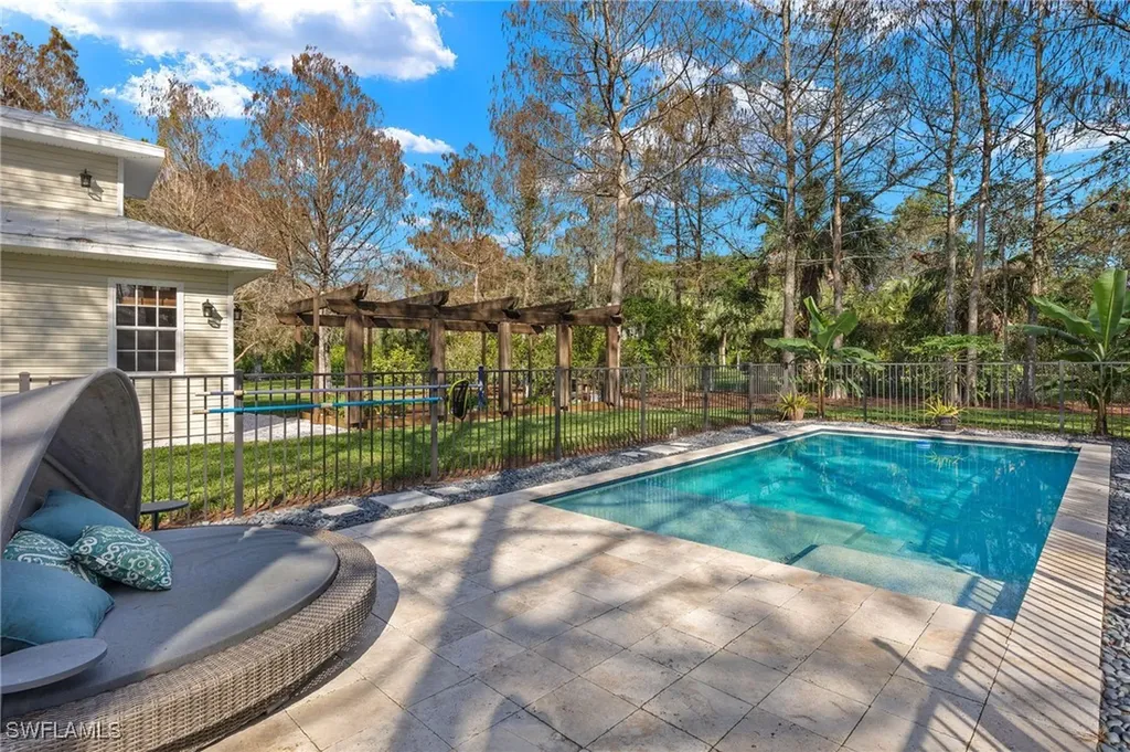 5271 Cherry Wood Drive Naples FL 34119