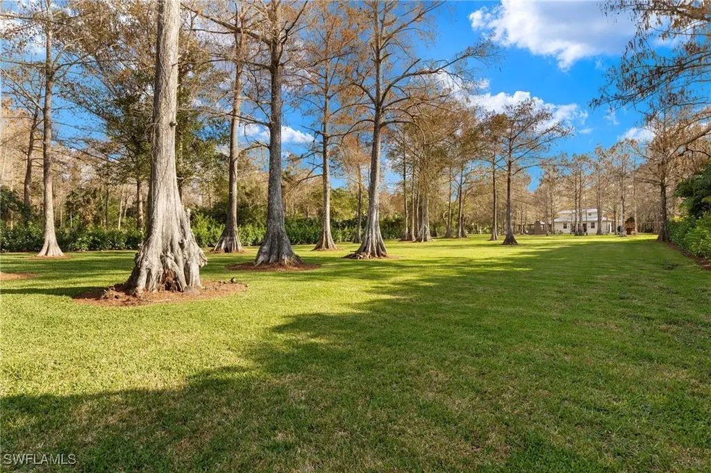 5271 Cherry Wood Drive Naples FL 34119
