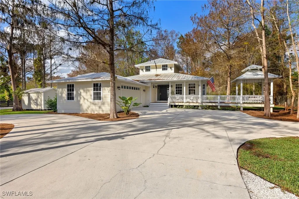 5271 Cherry Wood Drive Naples FL 34119