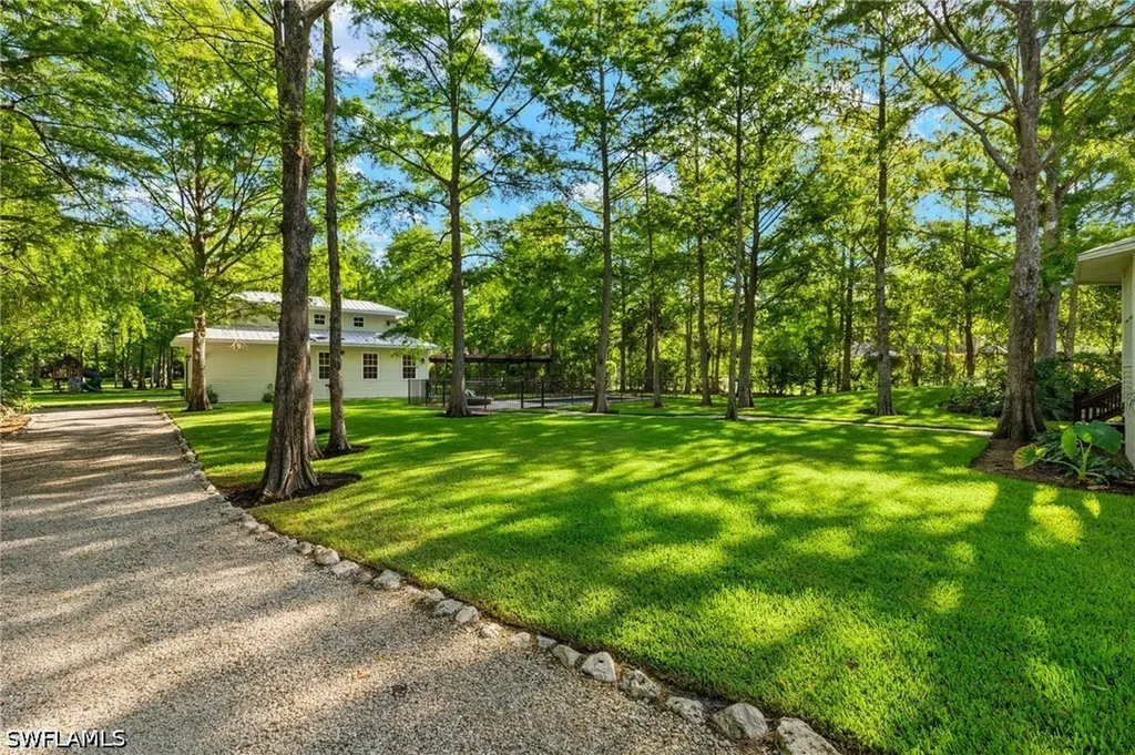 5271 Cherry Wood Drive Naples FL 34119