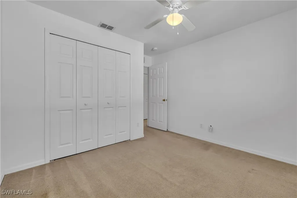 916 NE 4th Place Cape Coral FL 33909