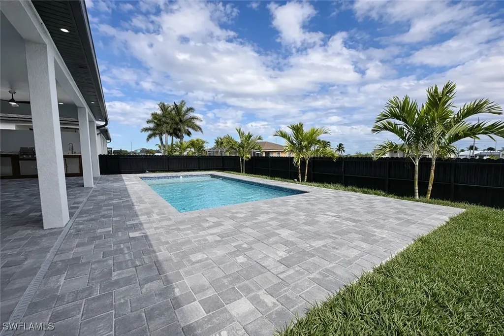 721 NW 37th Avenue Cape Coral FL 33993
