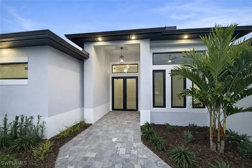 721 NW 37th Avenue Cape Coral FL 33993