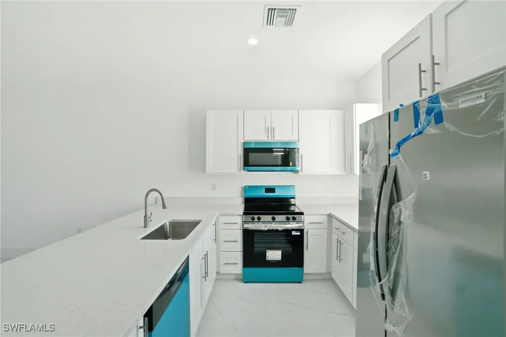 1157/1159 Countess Avenue Lehigh Acres FL 33974