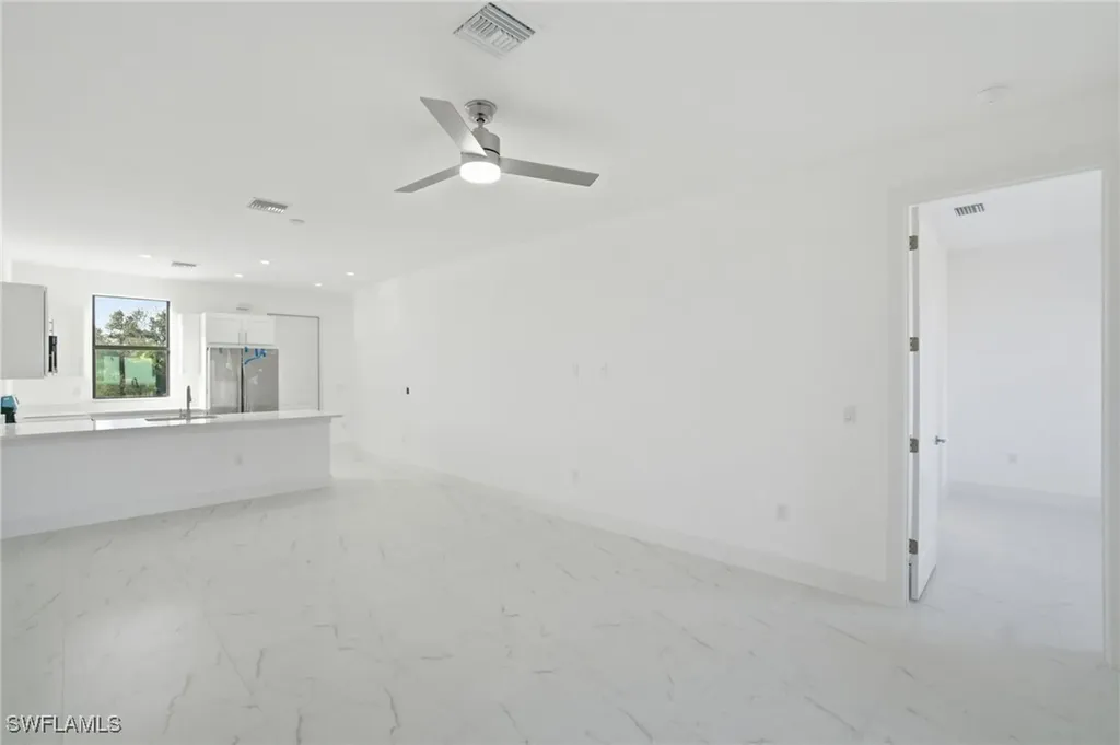 1157/1159 Countess Avenue Lehigh Acres FL 33974