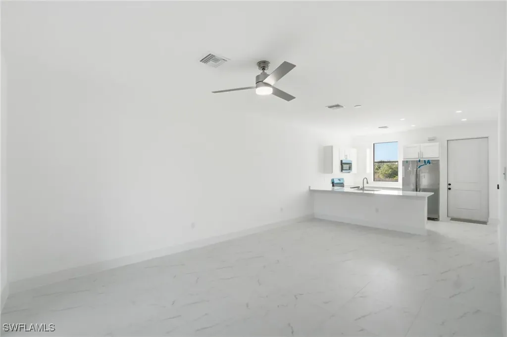 1157/1159 Countess Avenue Lehigh Acres FL 33974