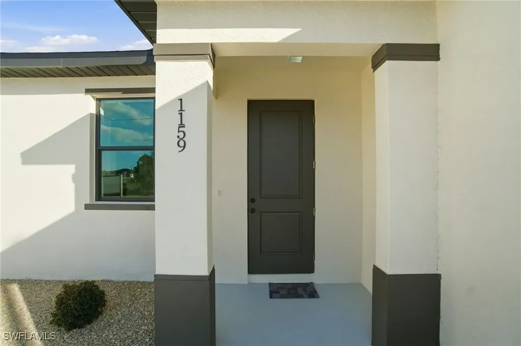 1157/1159 Countess Avenue Lehigh Acres FL 33974