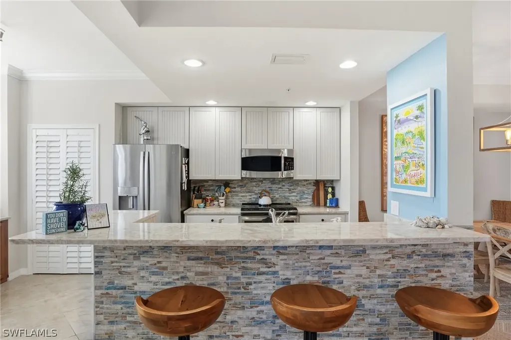 9715 Acqua Court Naples FL 34113