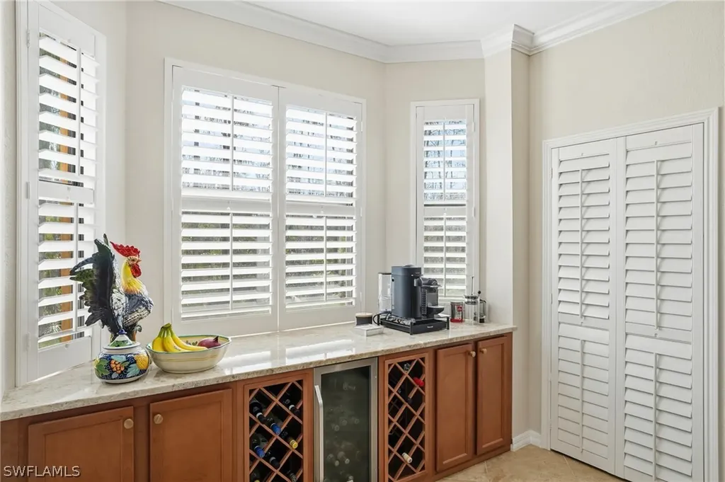 9715 Acqua Court Naples FL 34113