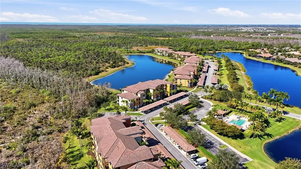 9715 Acqua Court Naples FL 34113