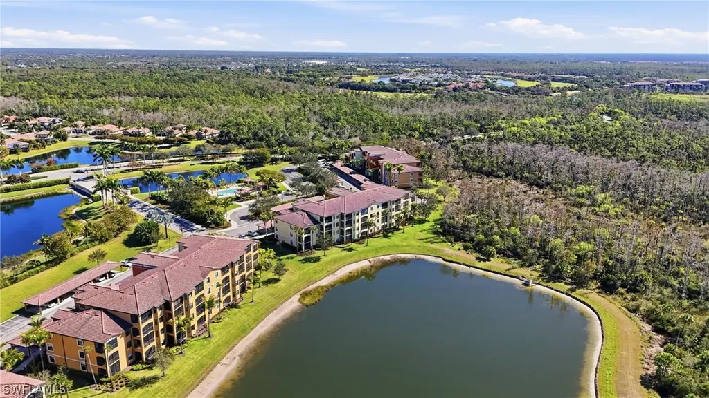 9715 Acqua Court Naples FL 34113