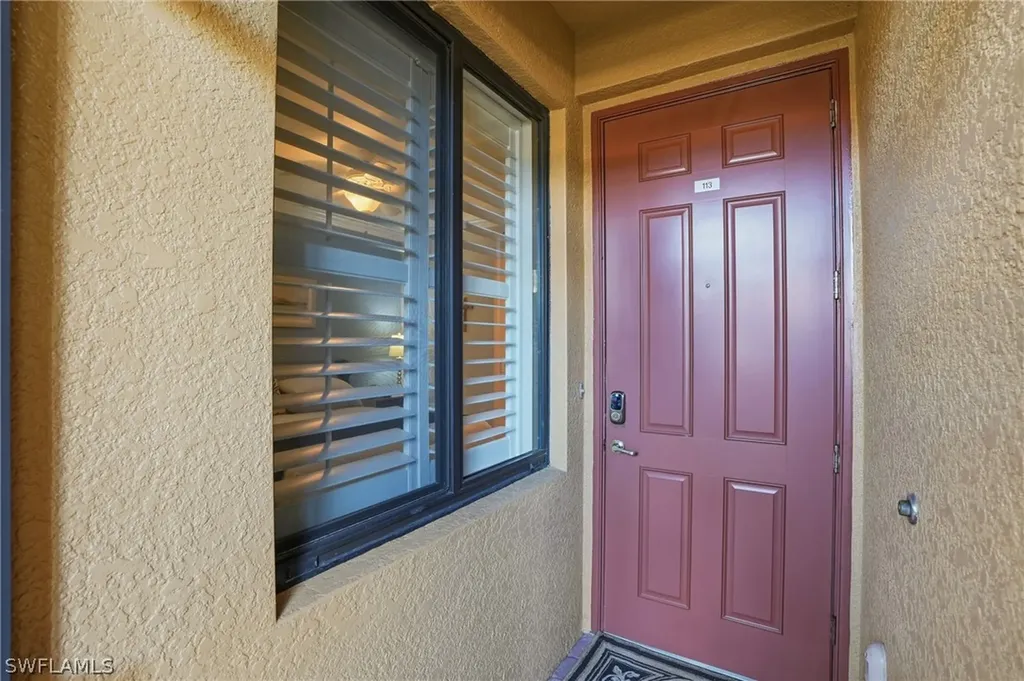 9715 Acqua Court Naples FL 34113