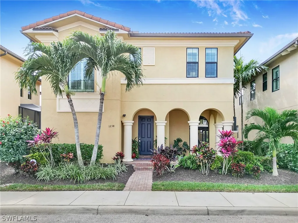 1238 Kendari Terrace Naples FL 34113