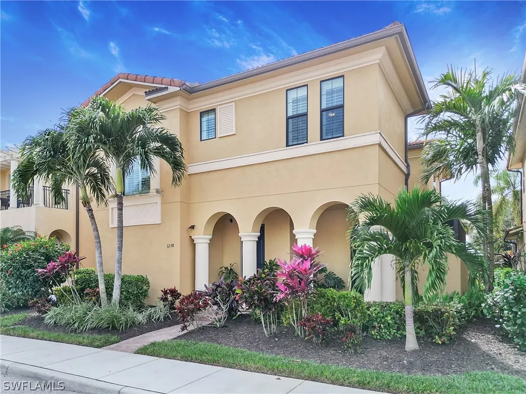 1238 Kendari Terrace Naples FL 34113