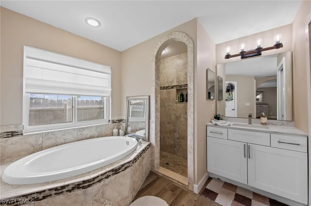 1747 NW 16th Terrace Cape Coral FL 33993