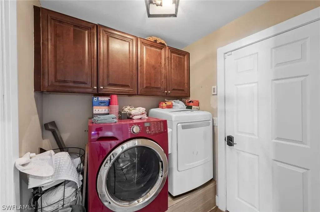 1747 NW 16th Terrace Cape Coral FL 33993
