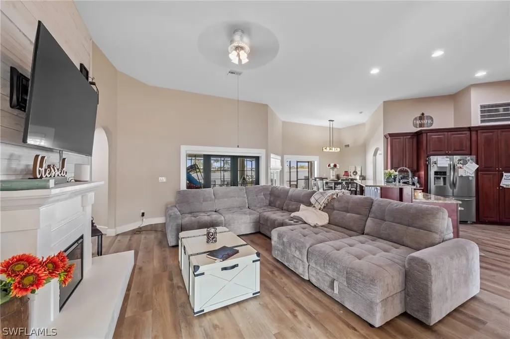 1747 NW 16th Terrace Cape Coral FL 33993
