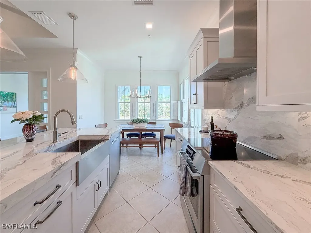 6573 Dominica Drive Naples FL 34113