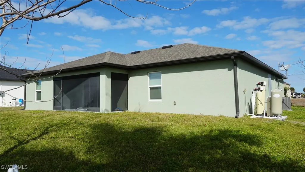 3620 NW 38th Terrace Cape Coral FL 33993