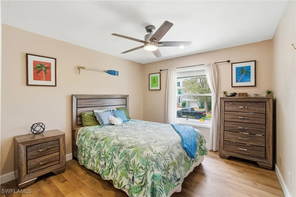1286 Venetian Way Naples FL 34110
