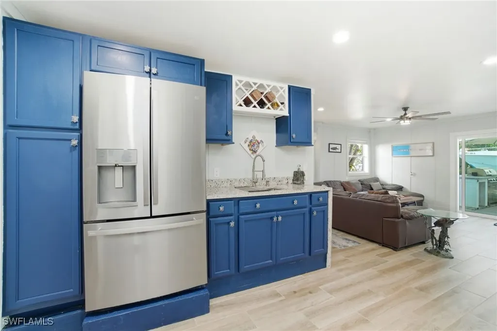 1286 Venetian Way Naples FL 34110