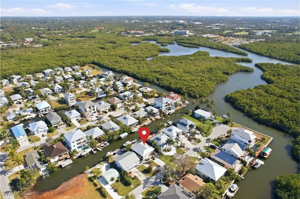 1286 Venetian Way Naples FL 34110